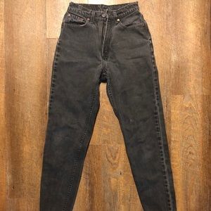 Vintage style high rise Levi’s black jeans